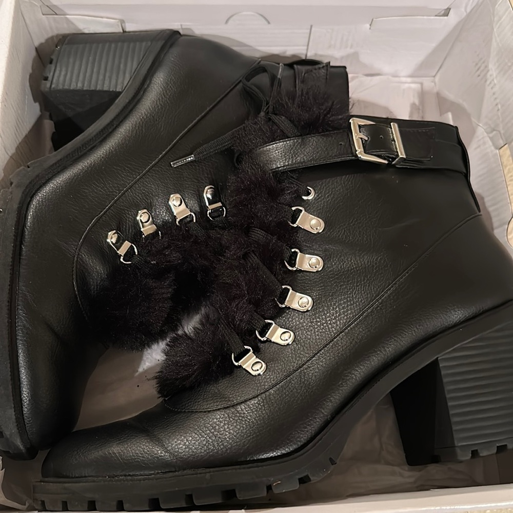 Used black Nine West booties